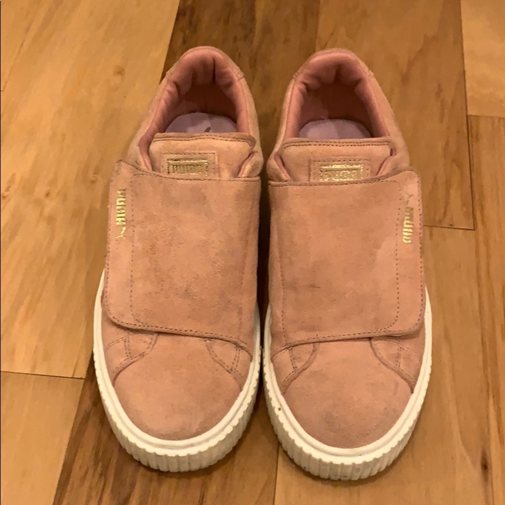 Puma Women’s Pink Suede Sneakers 7.5